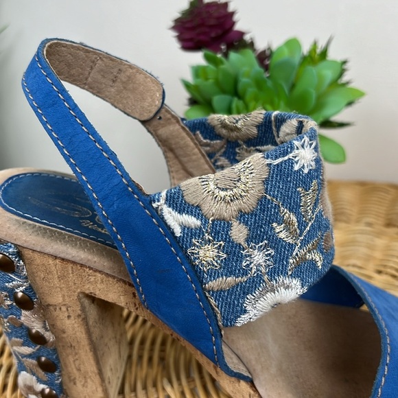 Sbicca Chunky Heel Sandal Embroidered Denim Studded Open Toe 40 - Picture 11 of 15